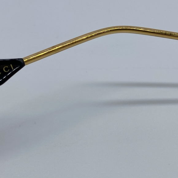 Gucci Novelty Square Sunglasses - Picture 9 of 10